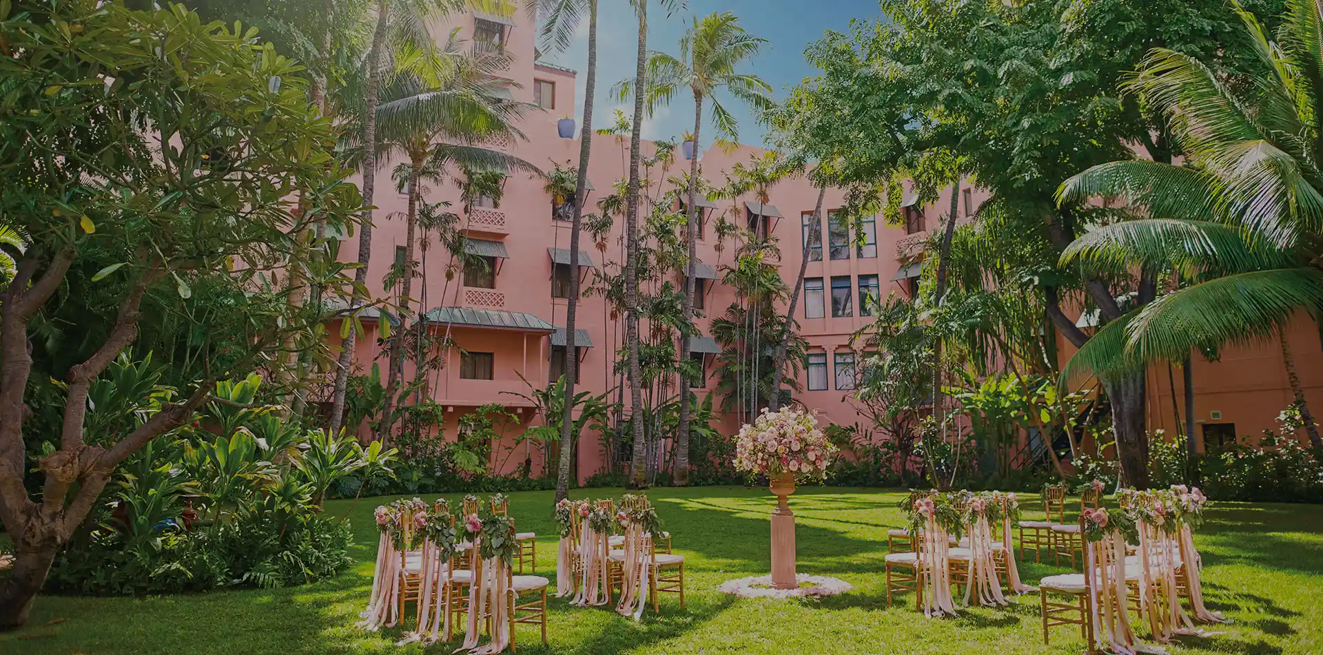 画像:THE ROYAL HAWAIIAN WEDDING